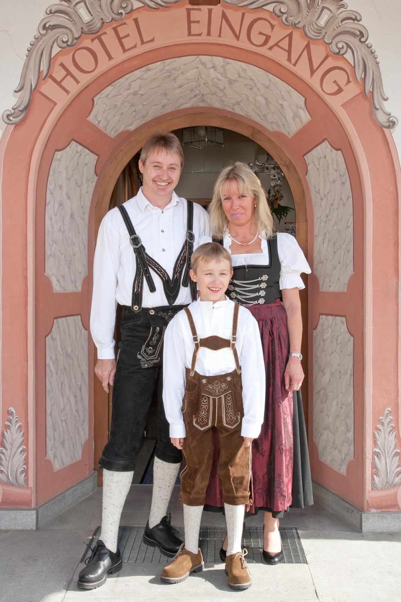 Hotel Landhaus Feldmeier ***S Oberammergau Dış mekan fotoğraf