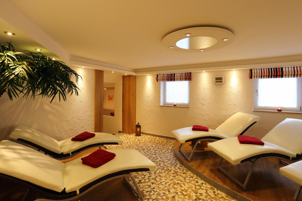Hotel Landhaus Feldmeier ***S Oberammergau Dış mekan fotoğraf