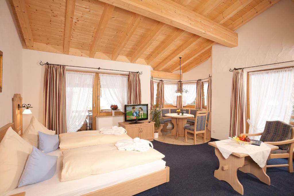 Hotel Landhaus Feldmeier ***S Oberammergau Oda fotoğraf