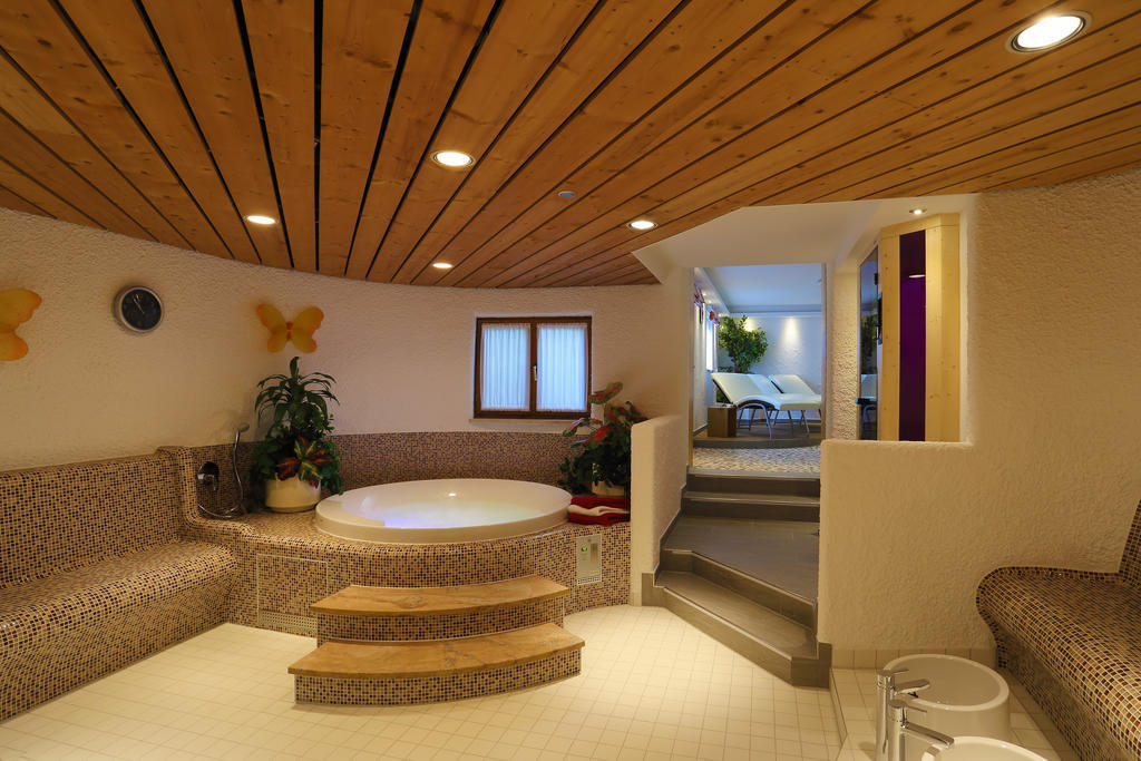 Hotel Landhaus Feldmeier ***S Oberammergau Dış mekan fotoğraf